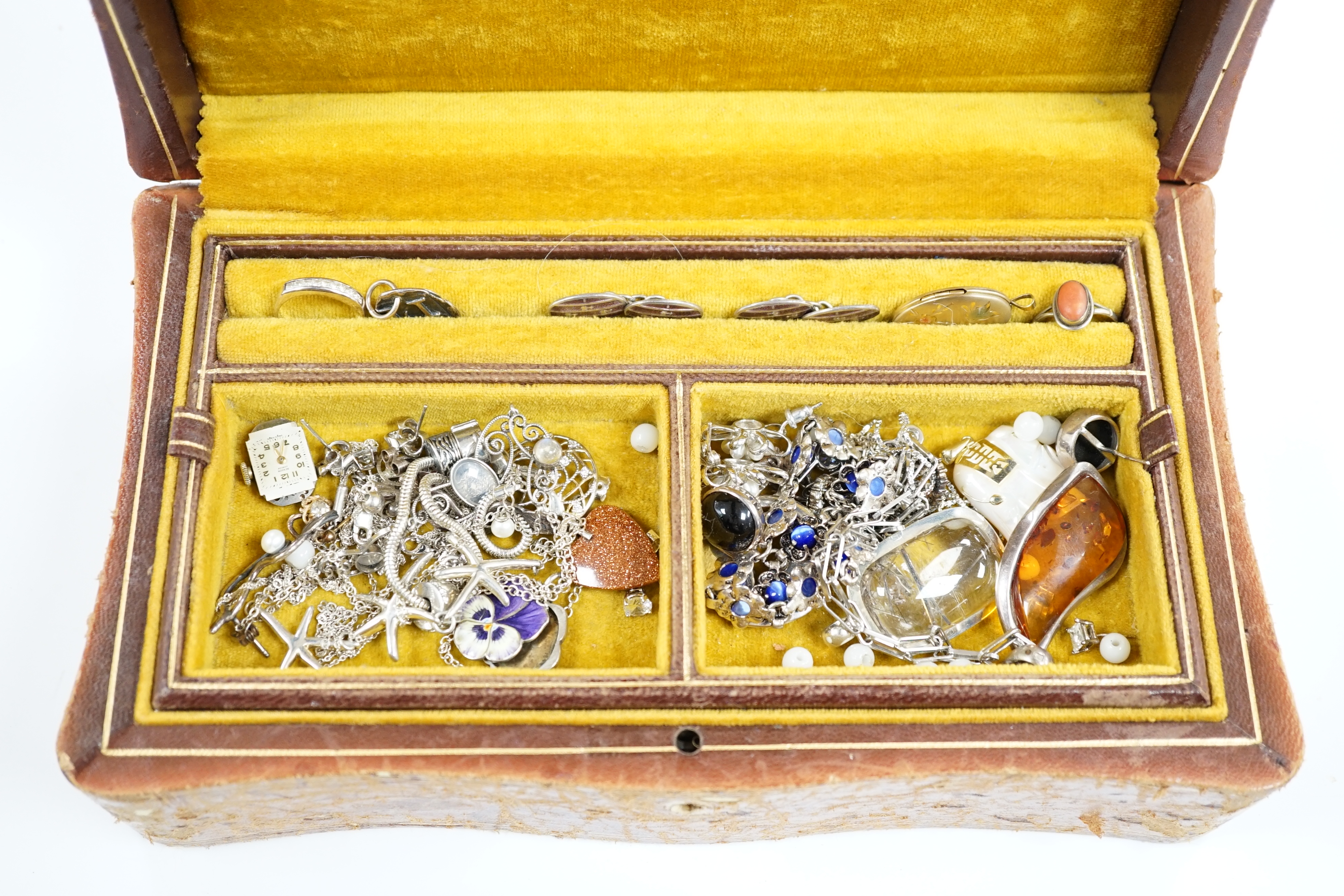 A jewellery box of mostly mixed 925, white metal and enamel costume jewellery.